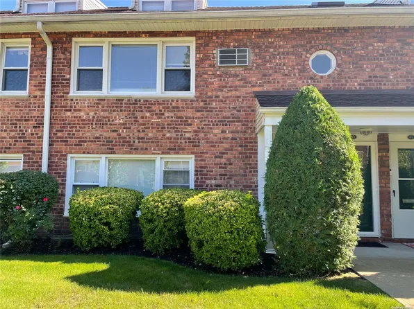 1600 Grand Avenue #O-2, Baldwin, NY 11510