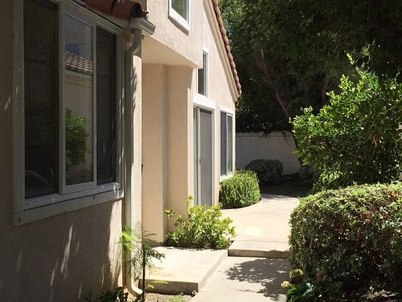 2nd image of 814 Vista Arriago