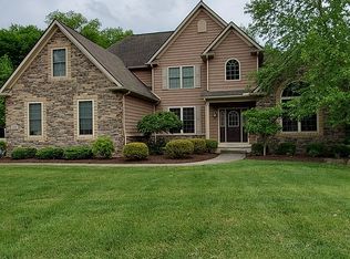 5930 Upland Ridge Dr, Medina, OH 44256