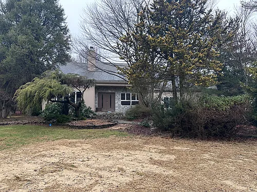 1253 Ridge Ave Photo 1