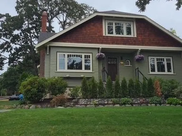 1276 Vista Hts, Victoria, BC V8T 2J1