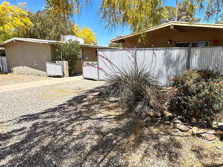 1227 E Drachman St — Photo 21