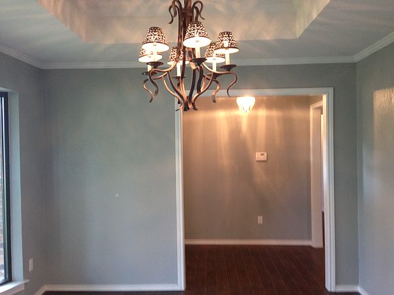 Dining room.