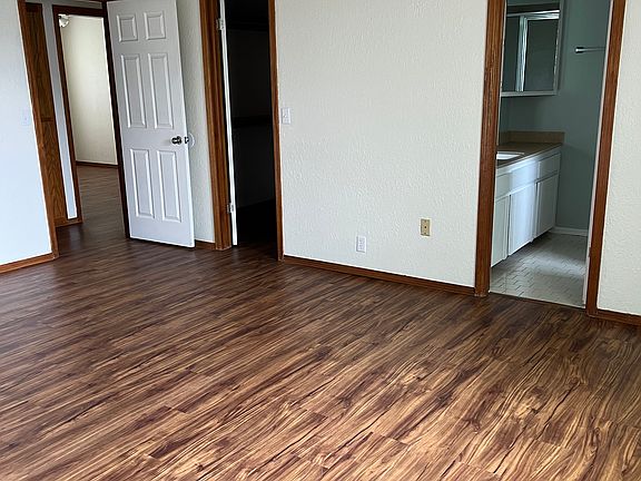 4th image of 108 Lochwood Ln