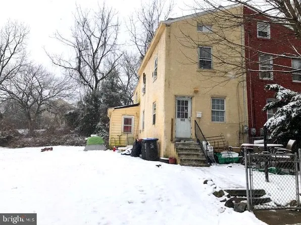 832 Violet St, Norristown, PA 19401