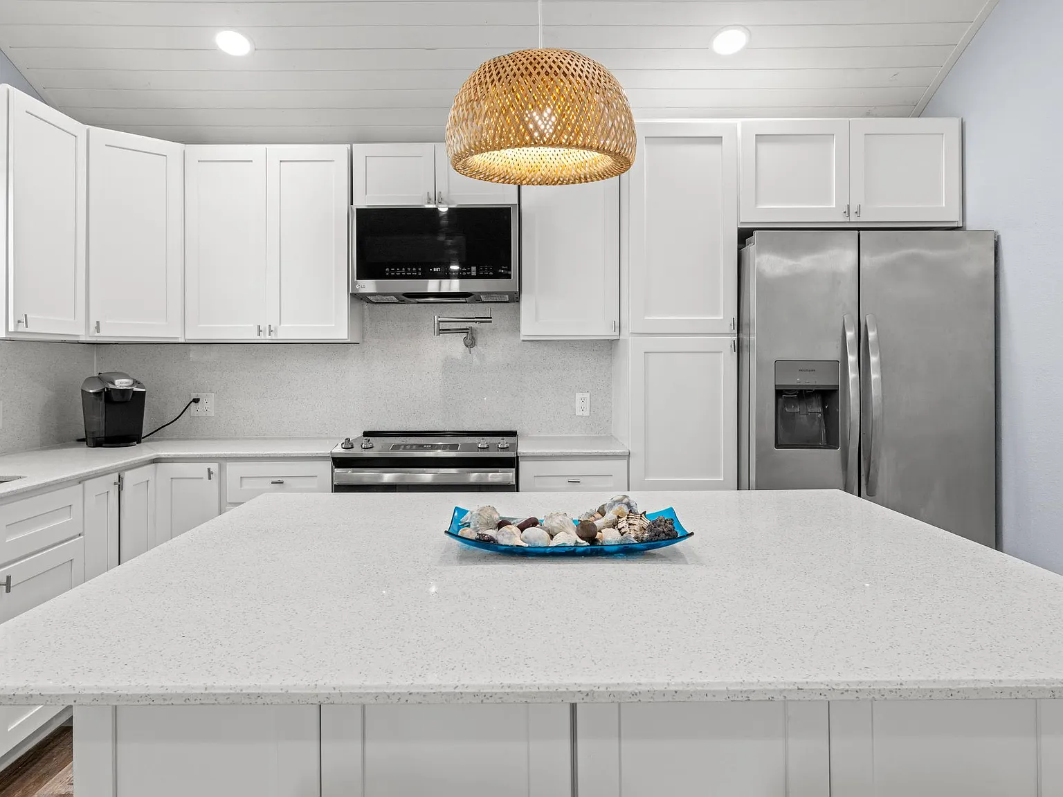 2 bed, 841 sqft, $2,250 — Photo 4