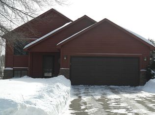 20652 Jaguar Ave, Lakeville, MN 55044