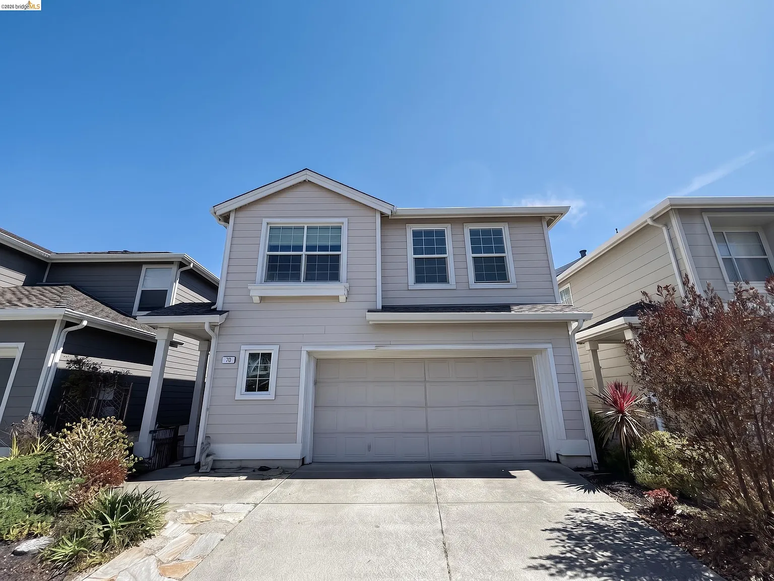 4 bed, 2.5 bath, 2089 sqft, $5,000 — Photo 3