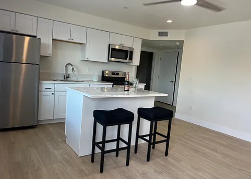 5070 72nd St Photo 1