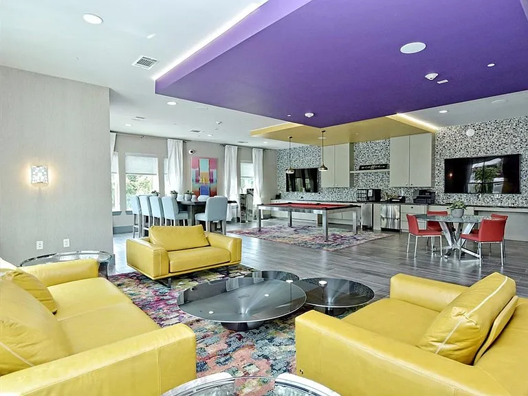 1900 Barton Springs Rd #3040 — Photo 32
