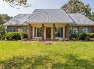22224 Red Bluff Rd, Moss Point, MS 39562