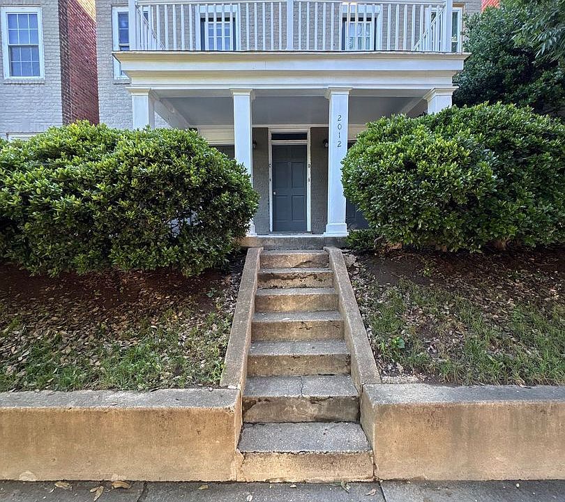 1st image of 2012 Idlewood Ave APT A