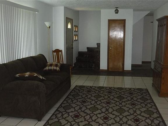 4th image of 4252 N Centennial Dr
