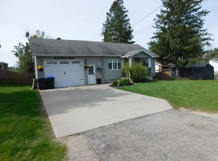 402 West St, Tay, ON L0K 2A0