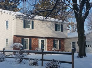 121 Linden Ave, Newark, NY 14513