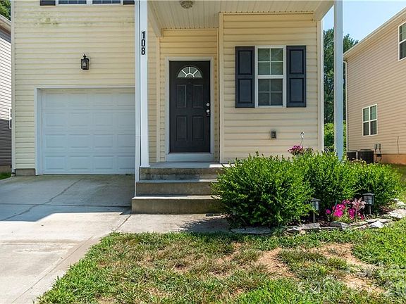 3rd image of 108 Lookout Point Pl