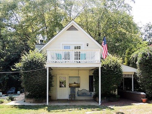 1st image of 111 Mainview Dr