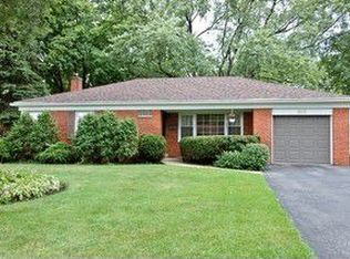 202 N Brighton Pl, Arlington Heights, IL