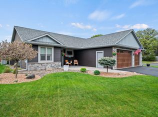 370 Kamloops Pl, River Falls, WI 54022