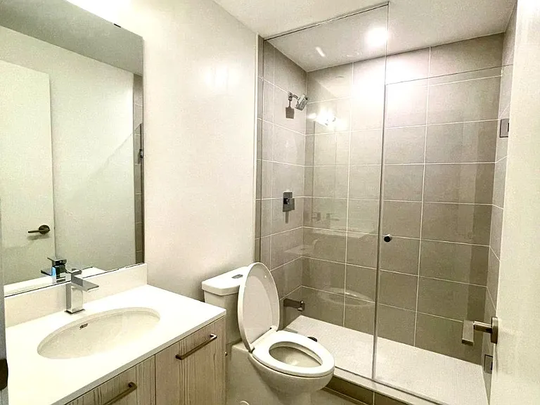 65 Mutual St #1502 — Photo 14