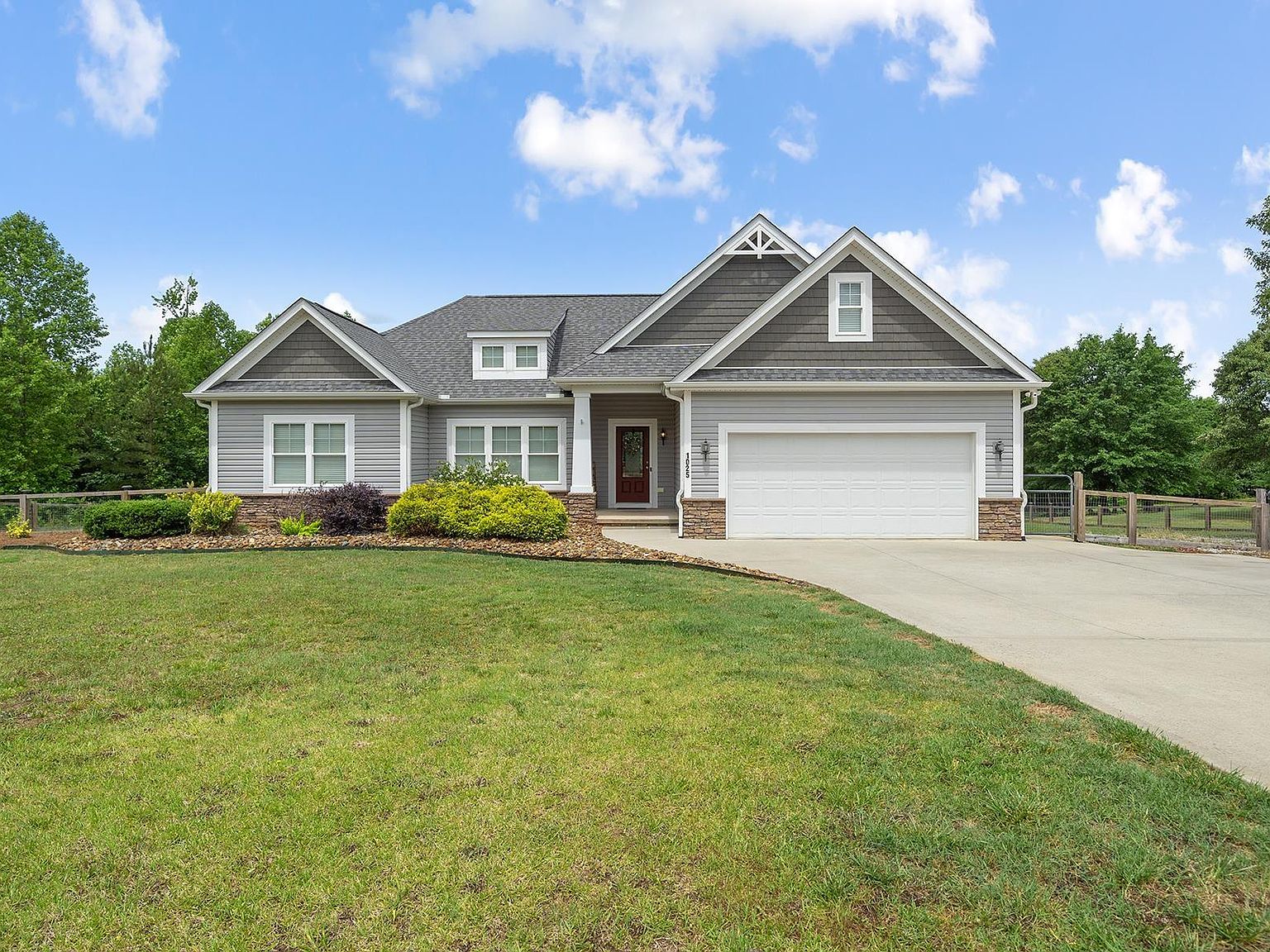 1025 Old Dacusville Rd, Easley, SC 29640 Zillow