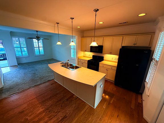 4th image of 8217 Center Path Ln #1