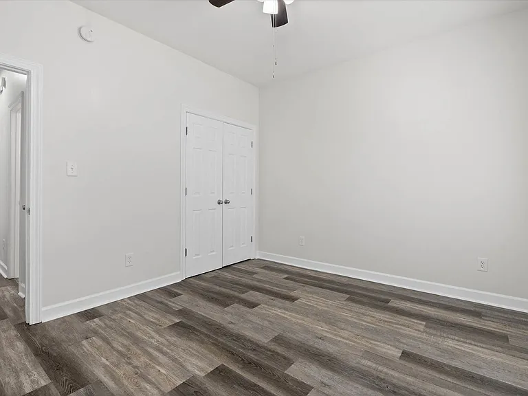 1009 Pinemont Dr — Photo 12