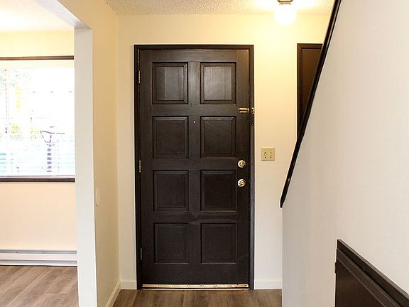 2nd image of 14620 SE Woodland Way APT 5