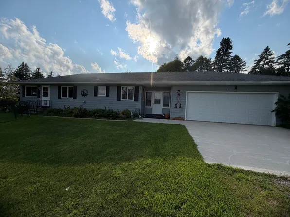 26871 775th Ave, Clarks Grove, MN 56016
