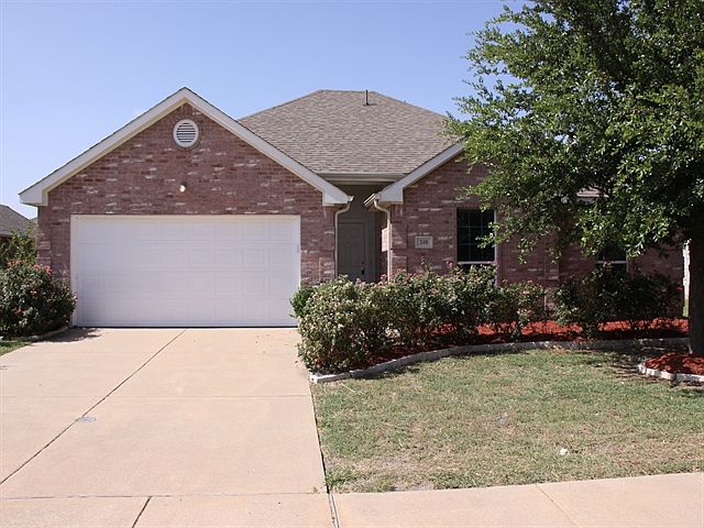 1st image of 240 Chesterfield Cir