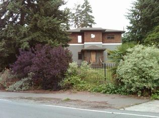 10520 Ravenna Ave NE, Seattle, WA 98125