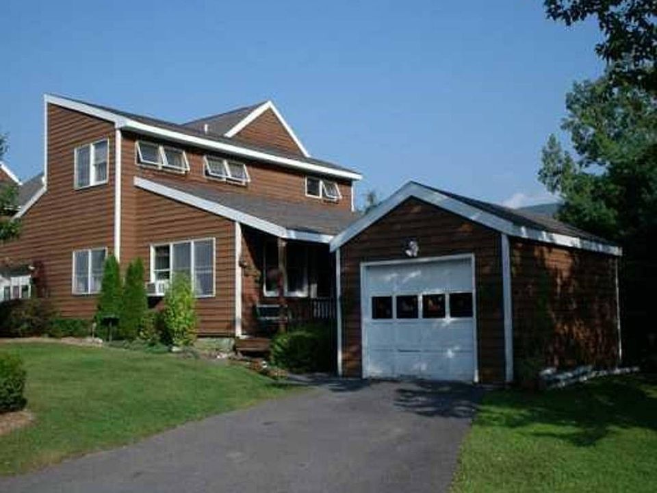 1st image of 2 Woodland Way N
