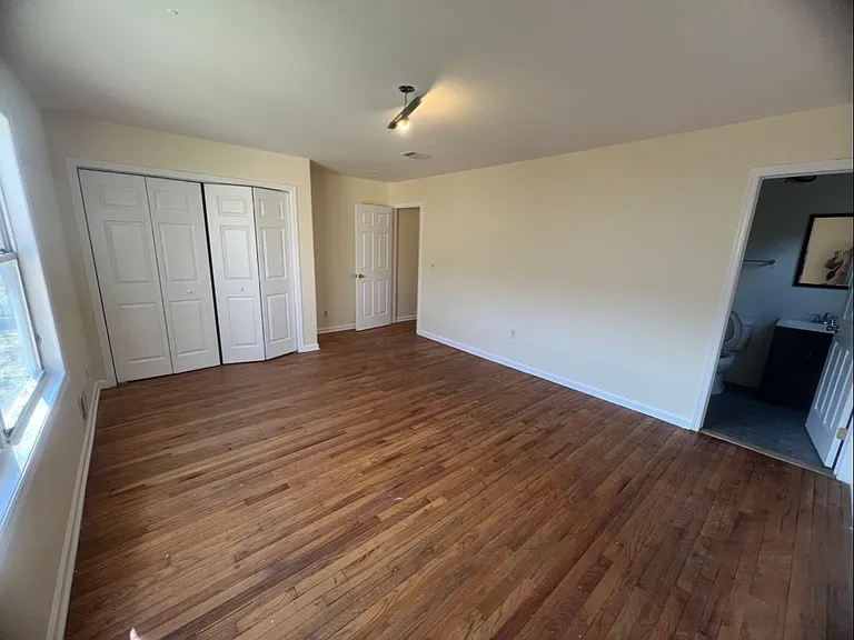 216 12th Ave #1 — Photo 7
