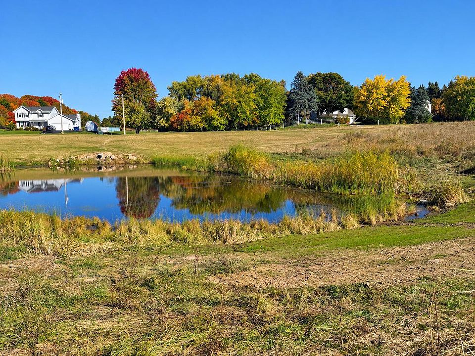 2nd image of 1019 PLEASANT VALLEY ROAD #1020 Candleberry Lan