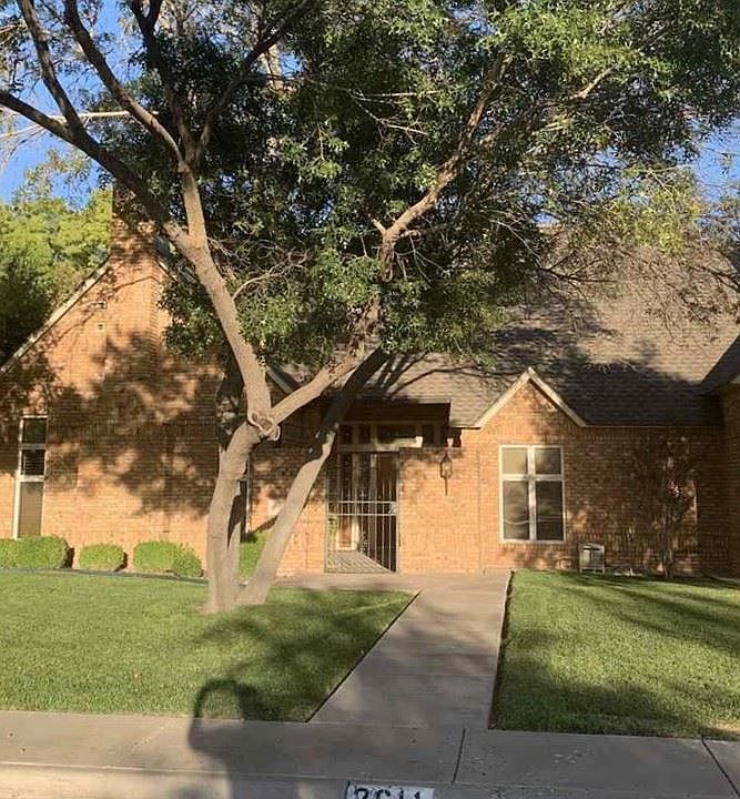 1st image of 2611 Coronado Dr
