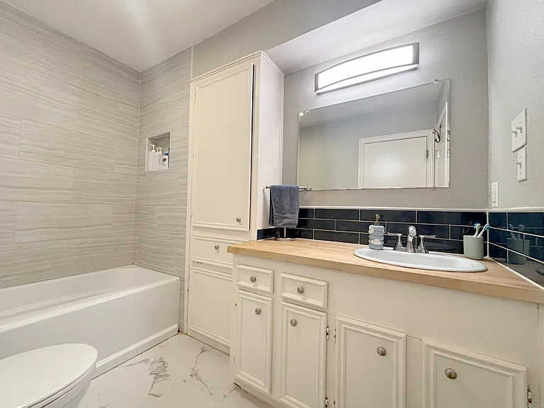 4604 Chartwell Dr #B — Photo 8