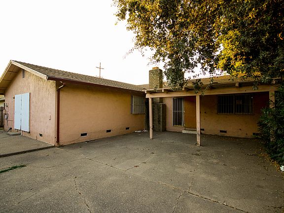 4th image of 2530 W Hammer Ln
