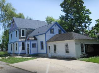 201 Prairie St, Sharon, WI 53585