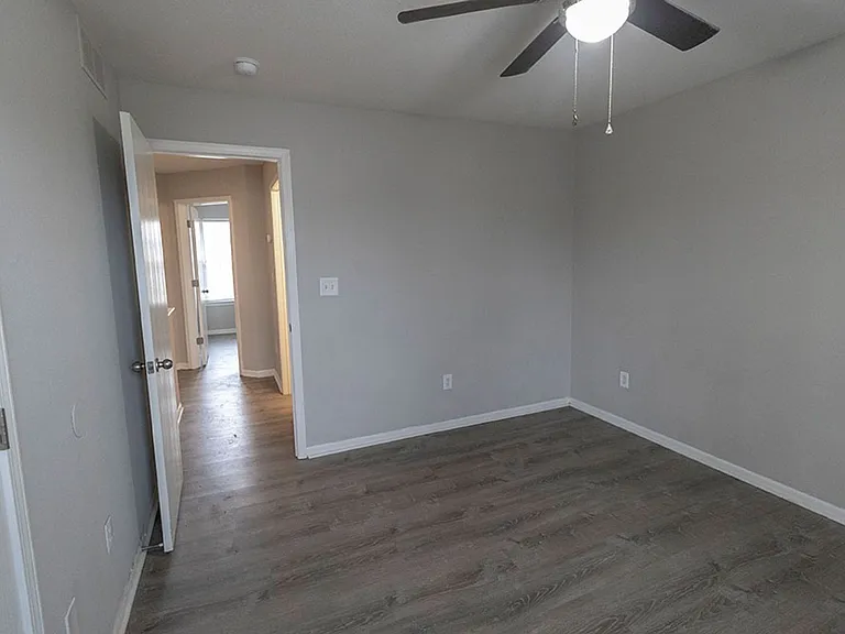 5313-5315 Currituck Ln — Photo 34