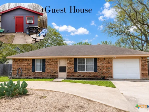 1114 Woodlawn St, Lockhart, TX 78644