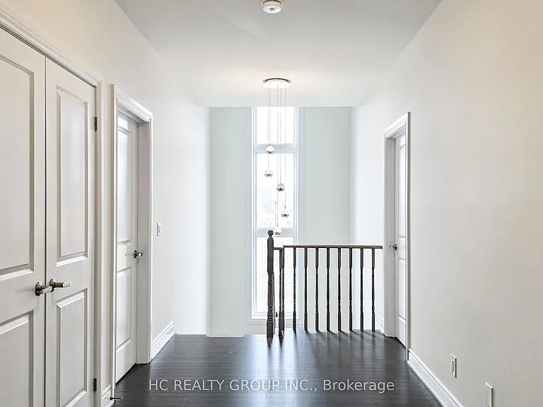 20 Harold Humphrey St — Photo 16