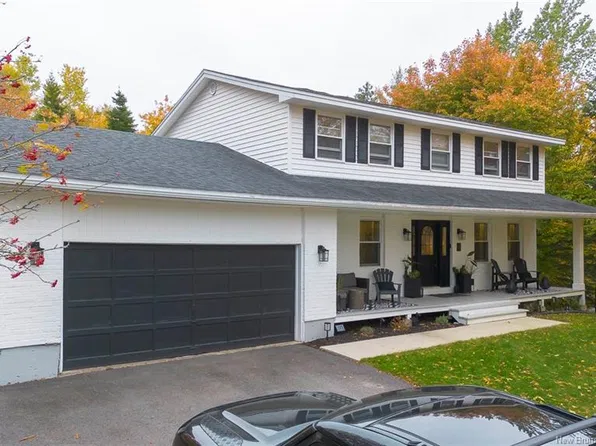 4 Windwood Ct, Quispamsis, NB E2E 1S6