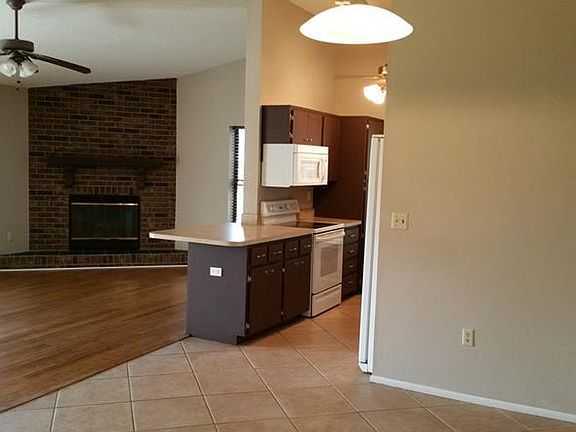 4th image of 1384 Noell Blvd