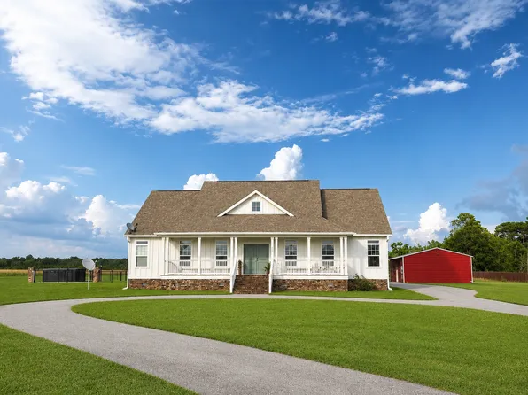 8794 Baptist Camp Rd, Elberta, AL 36530