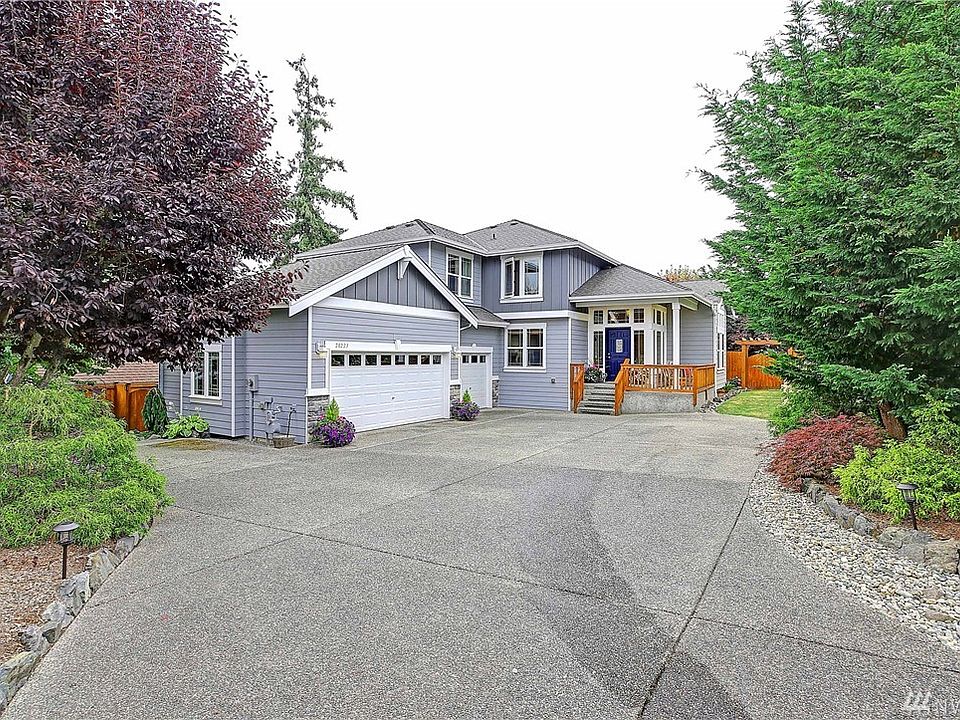 1st image of 28223 71st Dr NW