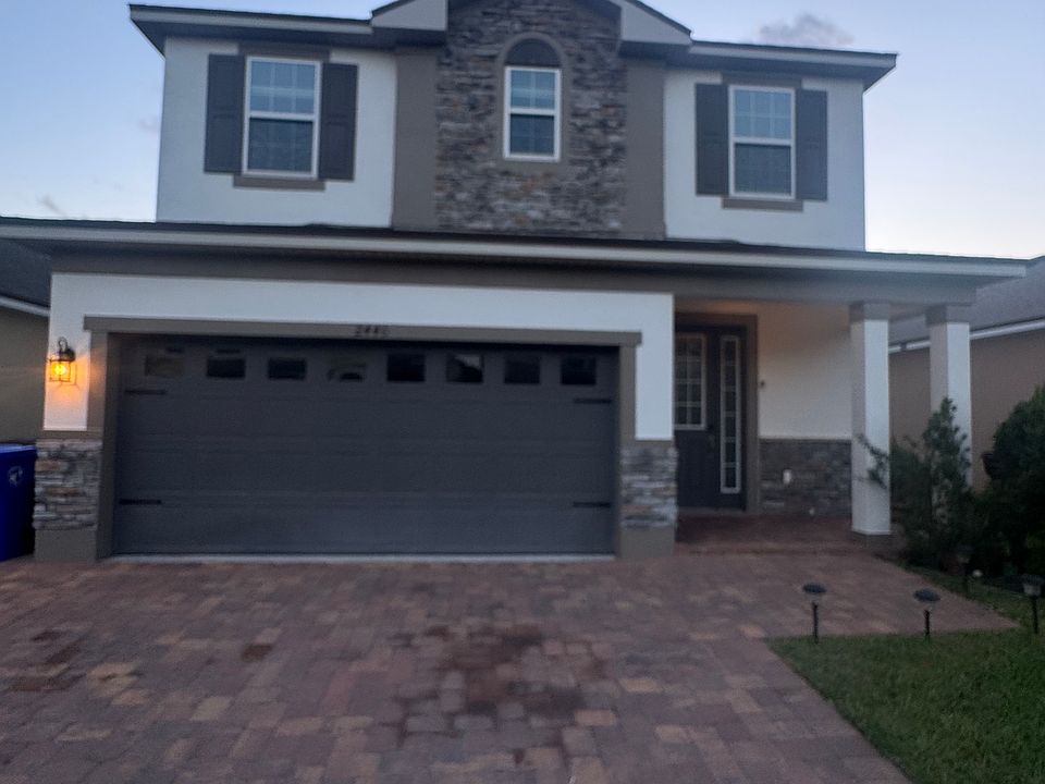 1st image of 2440 Varenna Loop