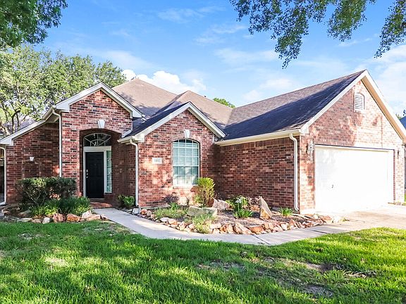 3rd image of 3103 Bronco Bluff Ct