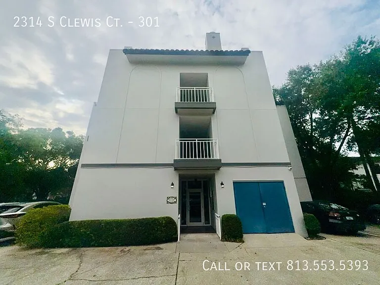 2314 S Clewis Ct #301 — Photo 3