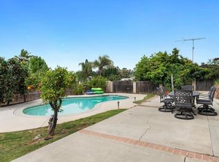1119 Hillcrest Ln, Fallbrook, CA 92028