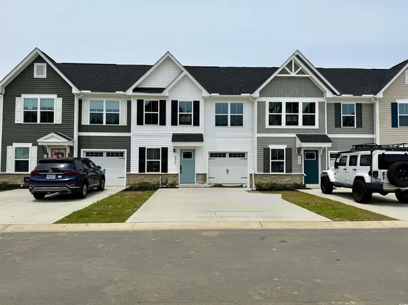 2050 NW Parow LN NW #E, Calabash, NC 28467